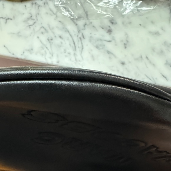 Marc Jacobs Black Leather Crossbody Bag - Picture 6 of 10